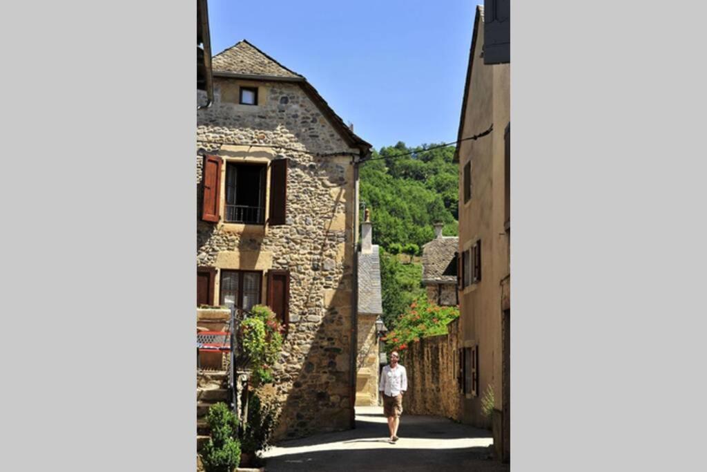 Au 11 T3 Duplex, Village Vacances, Piscines, Parking Saint-Geniez-d'Olt Exterior photo