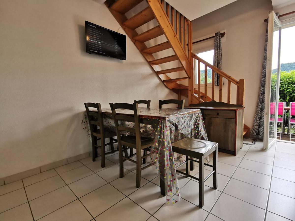 Au 11 T3 Duplex, Village Vacances, Piscines, Parking Saint-Geniez-d'Olt Exterior photo